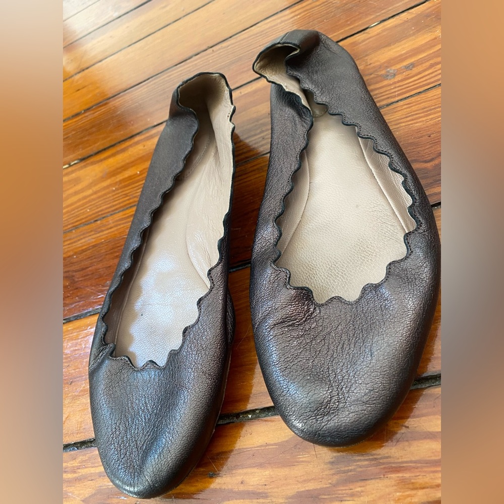 Chloe Scalloped Leather Ballet Flats Size 36
